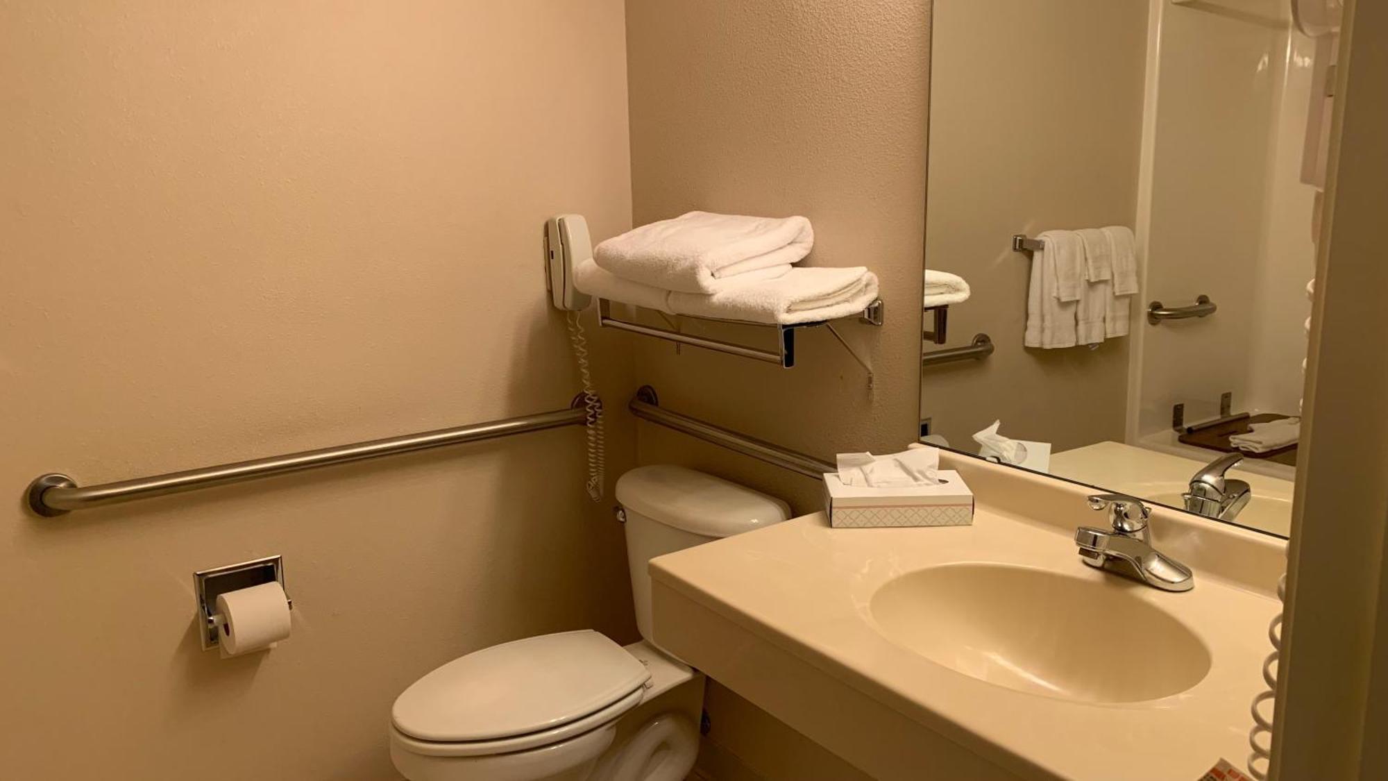 Fairbridge Inn And Suites - Miles City Phòng bức ảnh